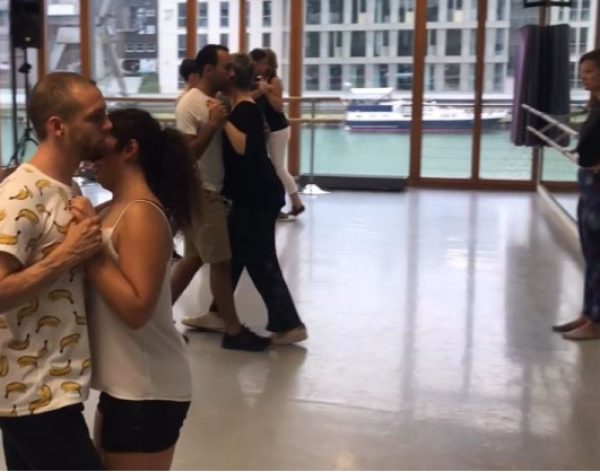 urbankiz-kizomba-kizomba-urban-Kizomba-Kurs-Münster-Michelle-shervin-kizomba-tanz-kurz-2022-tanzschule